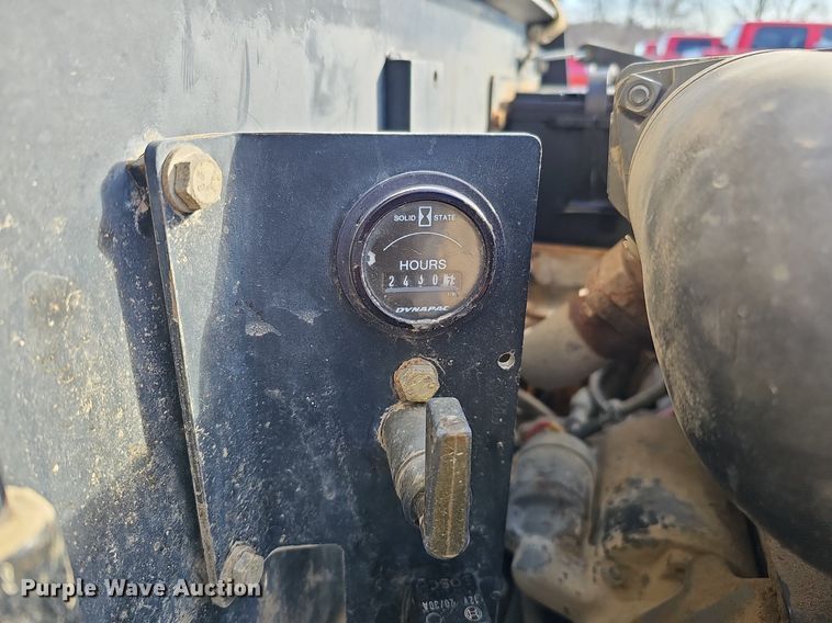 image for item DK0566 DynaPac CC122 double drum vibratory roller