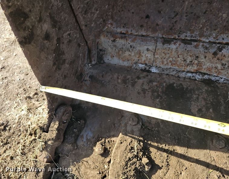 image for item DK0569 1995 Caterpillar 963B track loader