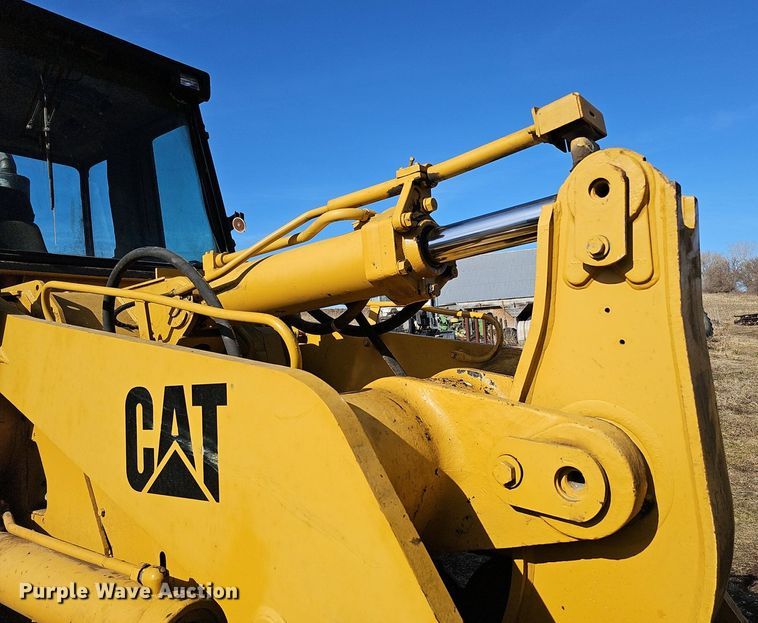 image for item DK0569 1995 Caterpillar 963B track loader