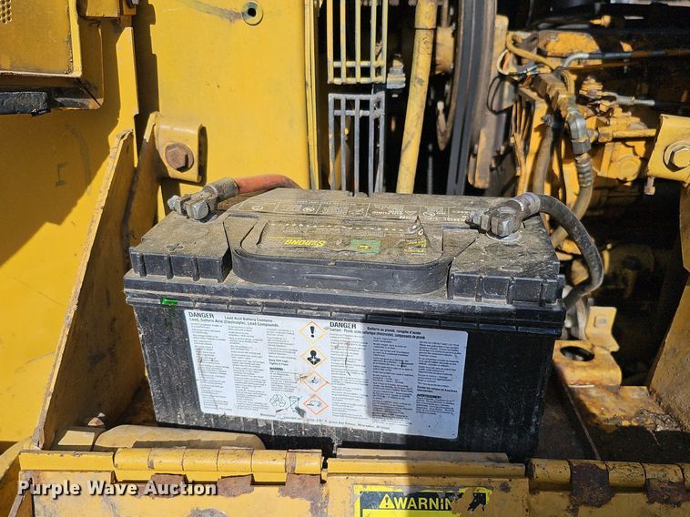 image for item DK0569 1995 Caterpillar 963B track loader