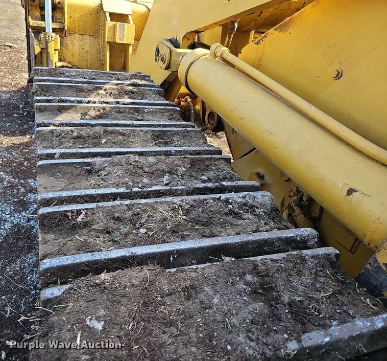 image for item DK0569 1995 Caterpillar 963B track loader