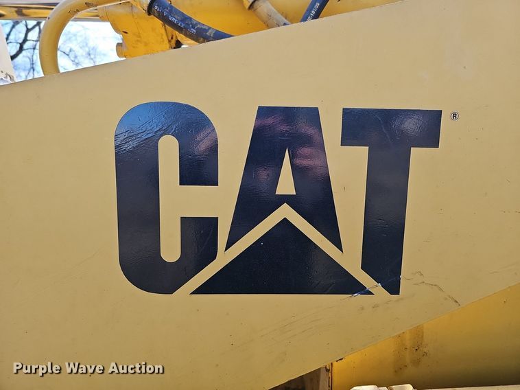 image for item DK0569 1995 Caterpillar 963B track loader