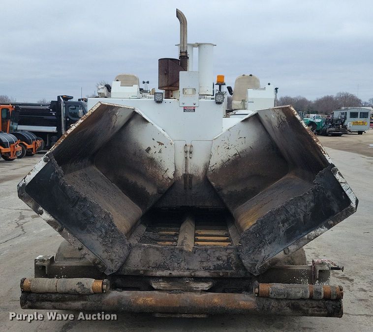 image for item DL7852 Roadtec RP175  paver