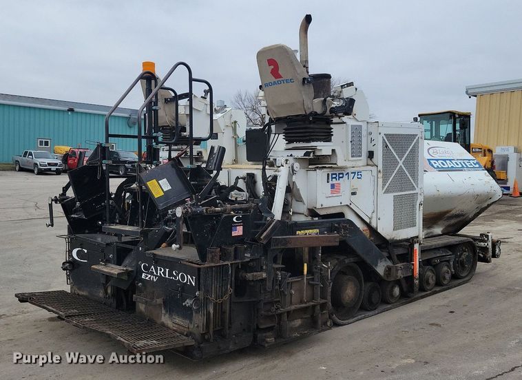 image for item DL7852 Roadtec RP175  paver