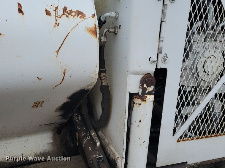 image for item DL7852 Roadtec RP175  paver