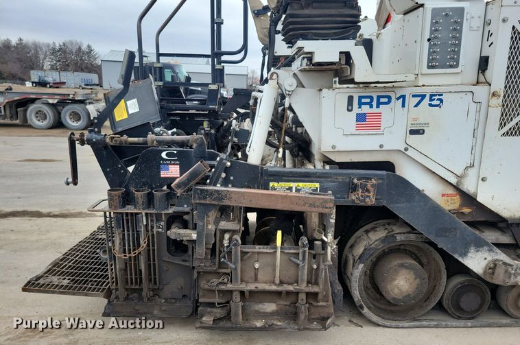 image for item DL7852 Roadtec RP175  paver