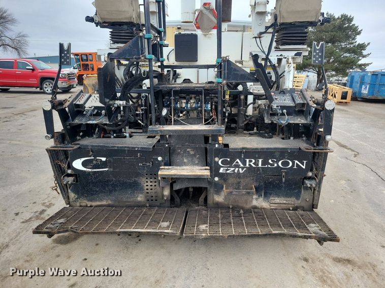 image for item DL7852 Roadtec RP175  paver