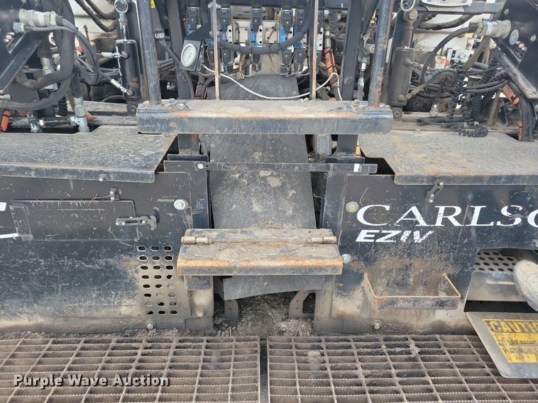 image for item DL7852 Roadtec RP175  paver