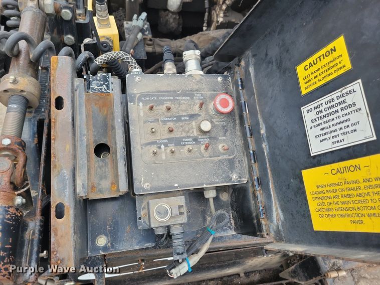 image for item DL7852 Roadtec RP175  paver