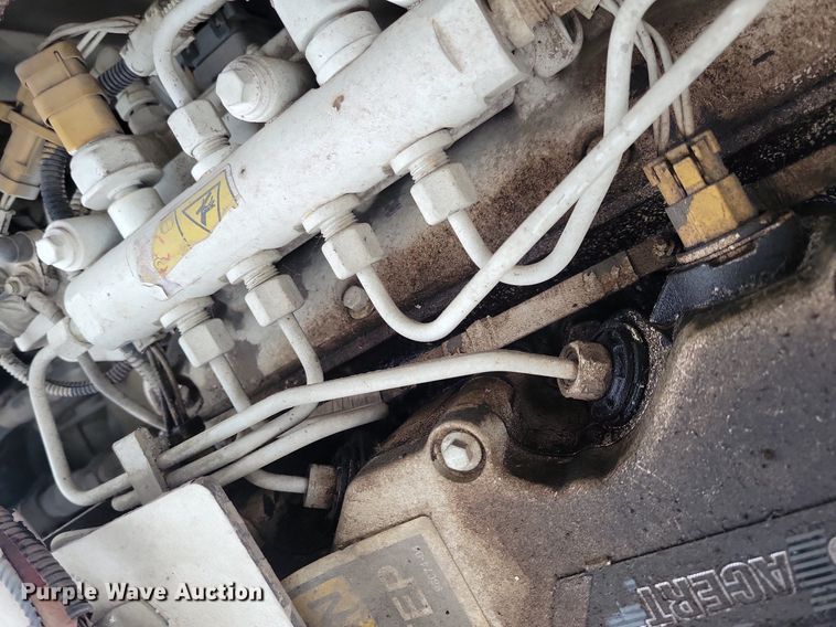 image for item DL7852 Roadtec RP175  paver