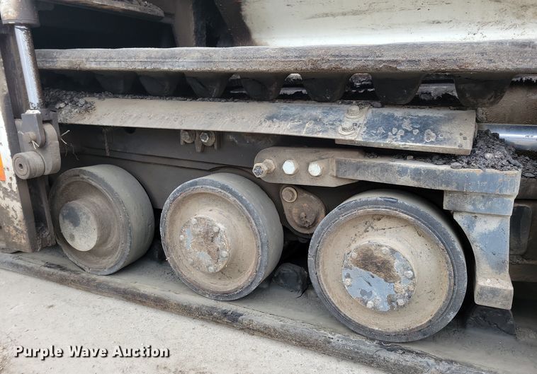 image for item DL7852 Roadtec RP175  paver