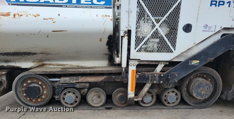 image for item DL7852 Roadtec RP175  paver