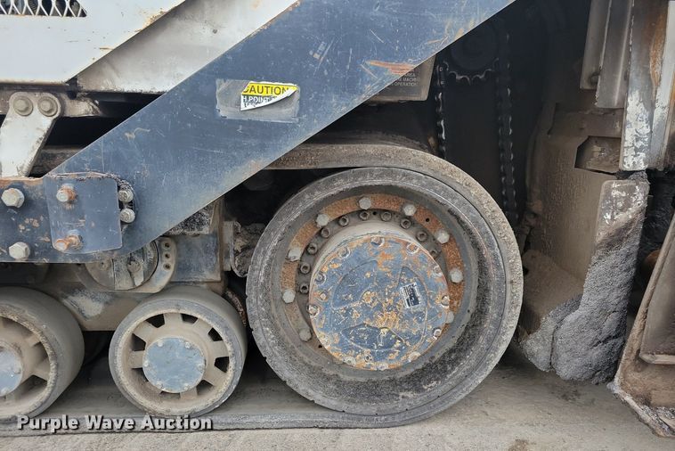 image for item DL7852 Roadtec RP175  paver