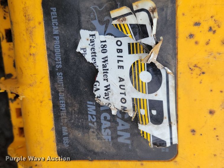 image for item DL7852 Roadtec RP175  paver