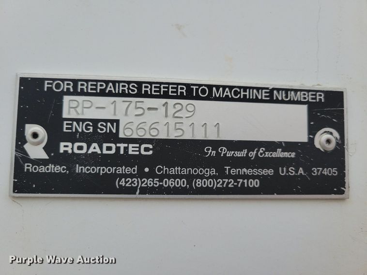 image for item DL7852 Roadtec RP175  paver