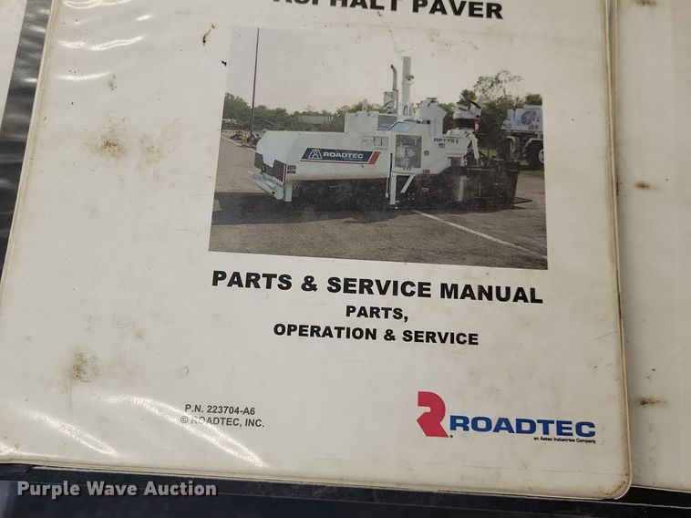 image for item DL7852 Roadtec RP175  paver