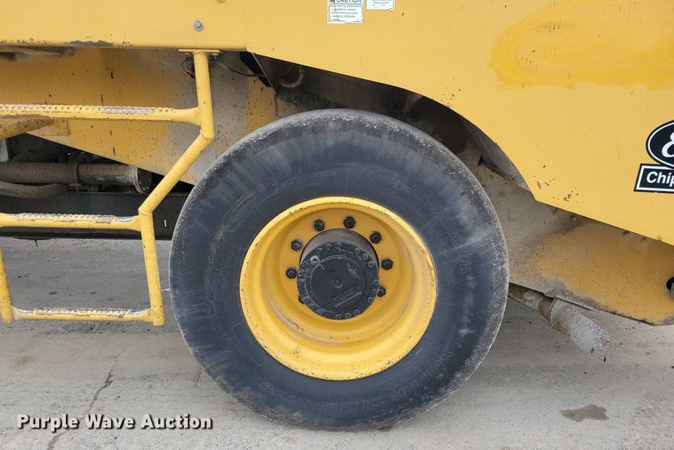 image for item DL7853 2000 Etnyre chip spreader