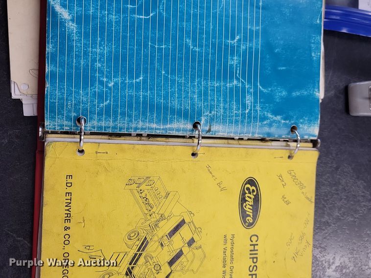 image for item DL7853 2000 Etnyre chip spreader