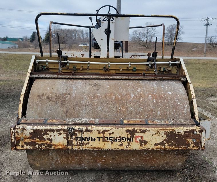 image for item DL7854 1989 Ingersoll Rand  DA-50 double drum vibratory roller