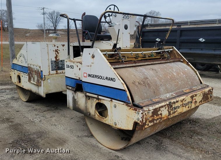 image for item DL7854 1989 Ingersoll Rand  DA-50 double drum vibratory roller