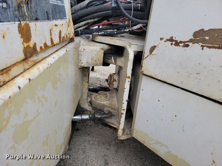 image for item DL7854 1989 Ingersoll Rand  DA-50 double drum vibratory roller