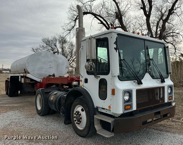 image for item DM2685 1997 Mack MR688P semi truck