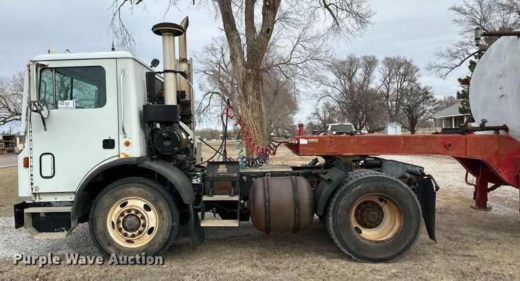 image for item DM2685 1997 Mack MR688P semi truck