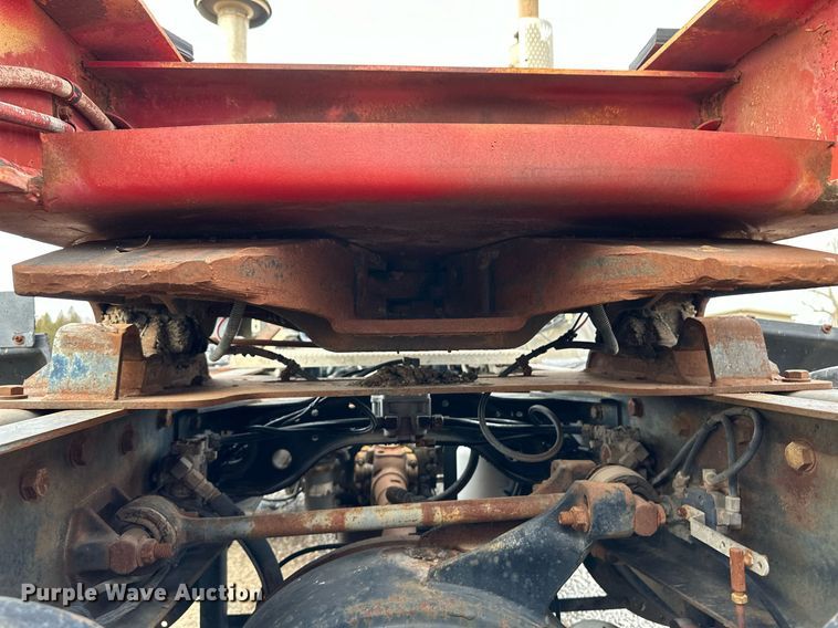 image for item DM2685 1997 Mack MR688P semi truck