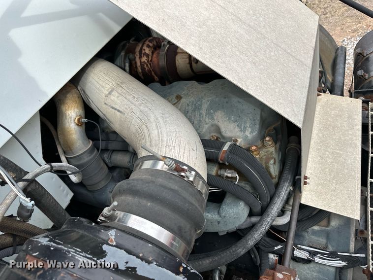 image for item DM2685 1997 Mack MR688P semi truck