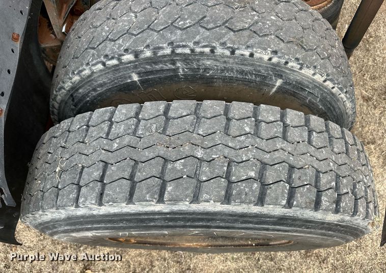 image for item DM2685 1997 Mack MR688P semi truck