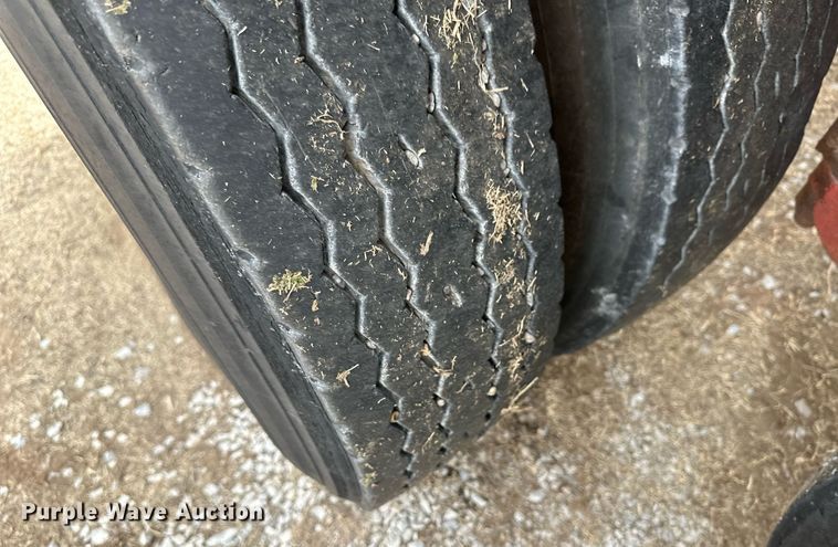 image for item DM2686 1977 tank trailer