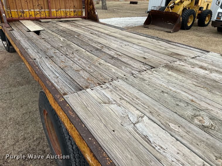 image for item DM2688 1974 Ford  8000 crane truck