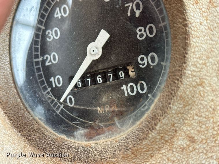 image for item DM2688 1974 Ford  8000 crane truck