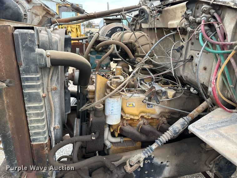 image for item DM2688 1974 Ford  8000 crane truck