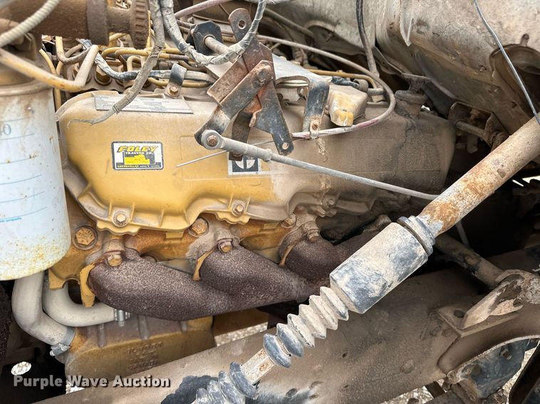 image for item DM2688 1974 Ford  8000 crane truck