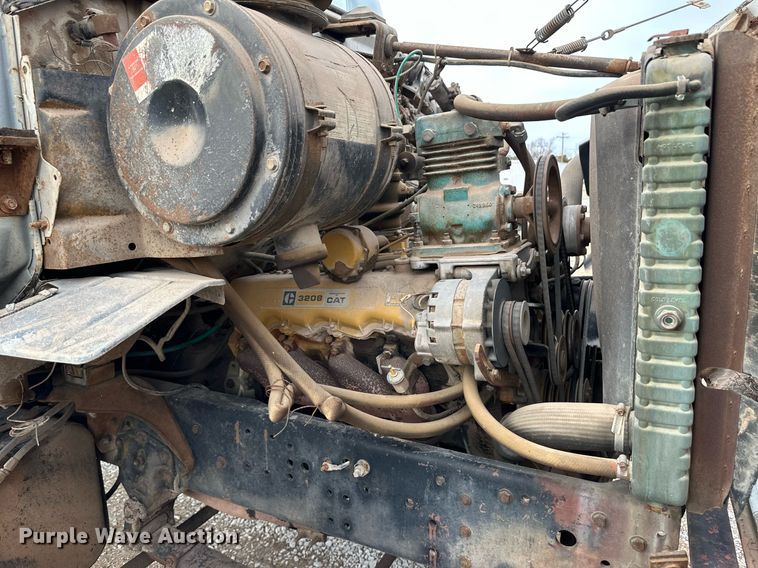 image for item DM2688 1974 Ford  8000 crane truck