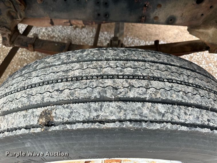 image for item DM2688 1974 Ford  8000 crane truck