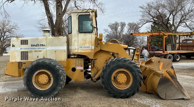 image for item DM2689 1987 Dresser 530 wheel loader