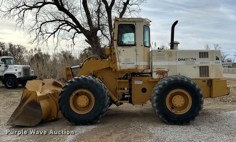 image for item DM2689 1987 Dresser 530 wheel loader