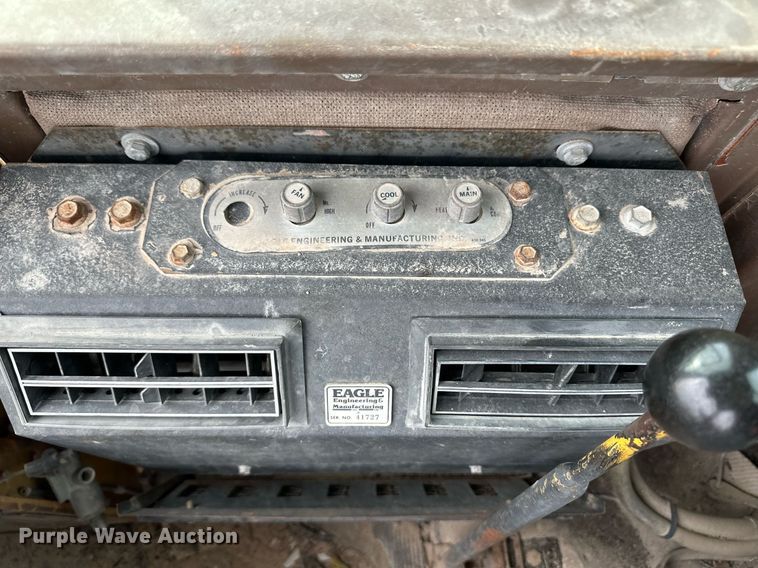 image for item DM2689 1987 Dresser 530 wheel loader