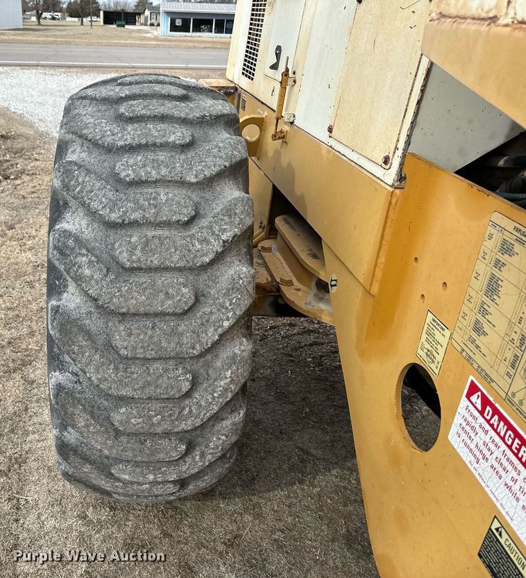 image for item DM2689 1987 Dresser 530 wheel loader