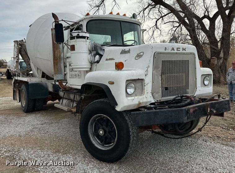 image for item DM2690 1980 Mack RL685LS ready mix truck