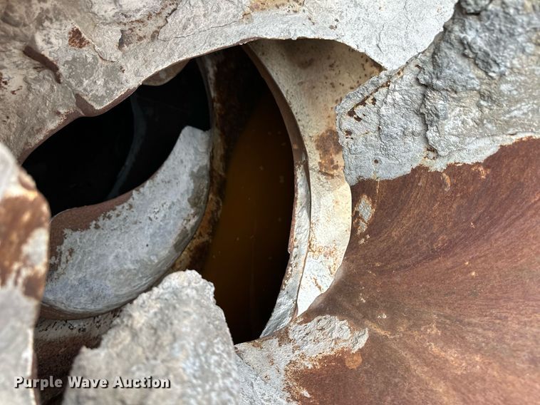 image for item DM2690 1980 Mack RL685LS ready mix truck