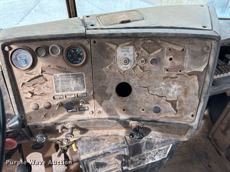 image for item DM2690 1980 Mack RL685LS ready mix truck