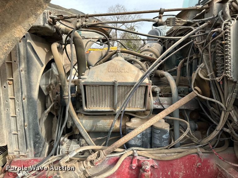 image for item DM2690 1980 Mack RL685LS ready mix truck