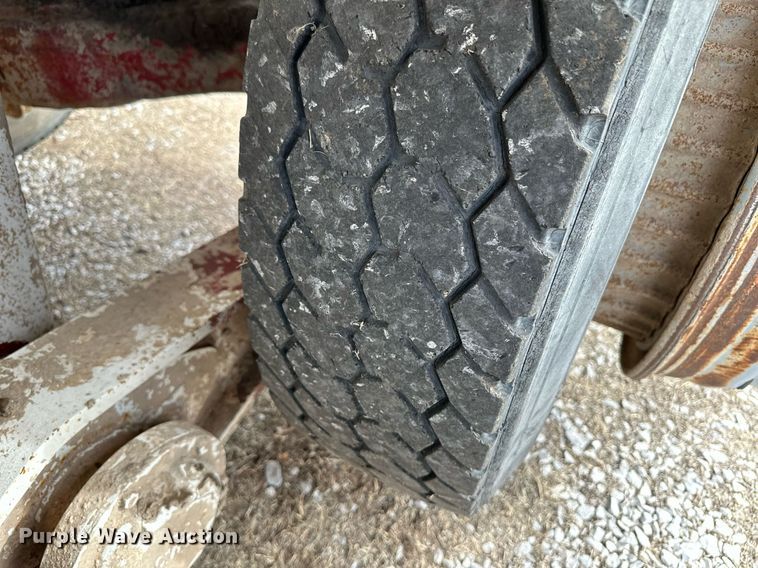 image for item DM2690 1980 Mack RL685LS ready mix truck