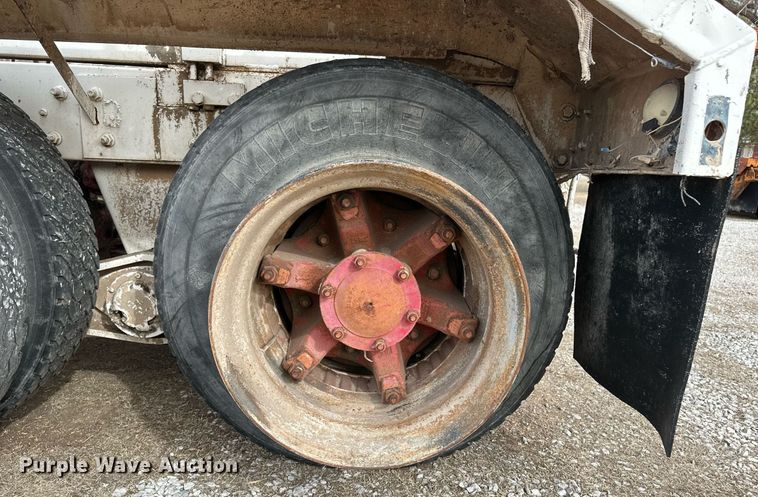 image for item DM2690 1980 Mack RL685LS ready mix truck