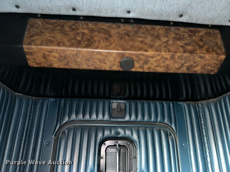 image for item DM2692 1991 Kenworth T600 semi truck