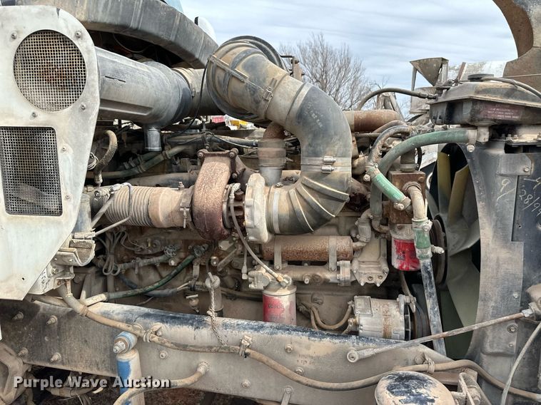 image for item DM2692 1991 Kenworth T600 semi truck