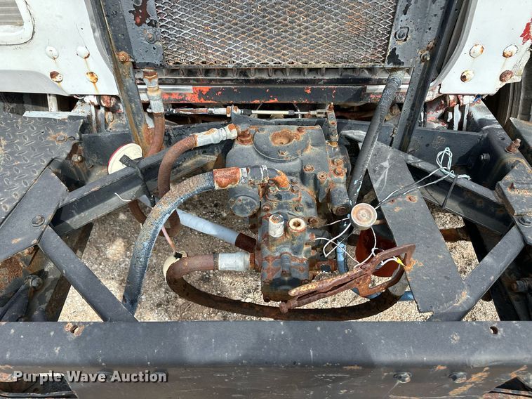 image for item DM2693 1986 Mack DM685S ready mix truck